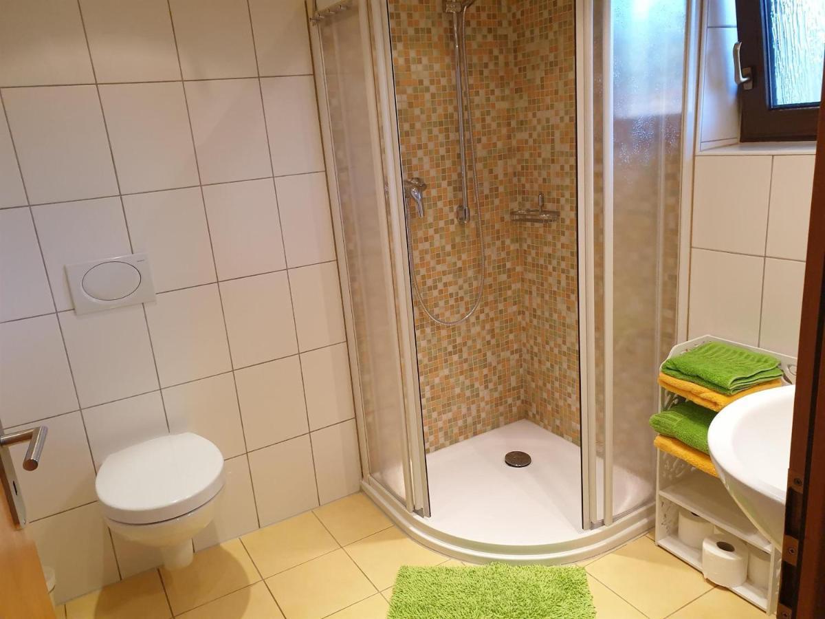Ferienwohnung Huegelhaus Plutscheid Экстерьер фото