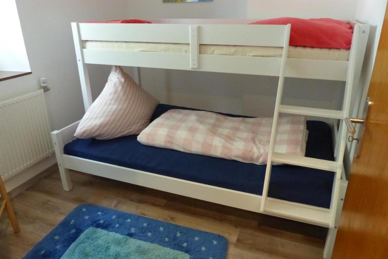 Ferienwohnung Huegelhaus Plutscheid Экстерьер фото