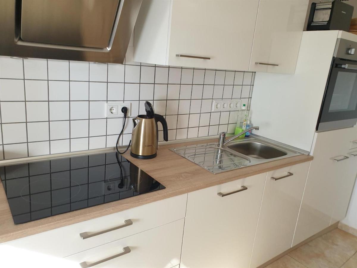 Ferienwohnung Huegelhaus Plutscheid Экстерьер фото
